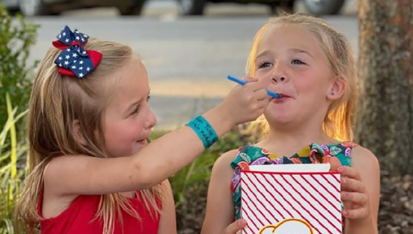 Little-Girls-eating-cotton-candy